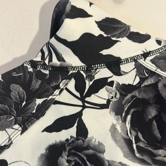 Lululemon Define Jacket Black White Floral - Picture 7 of 7